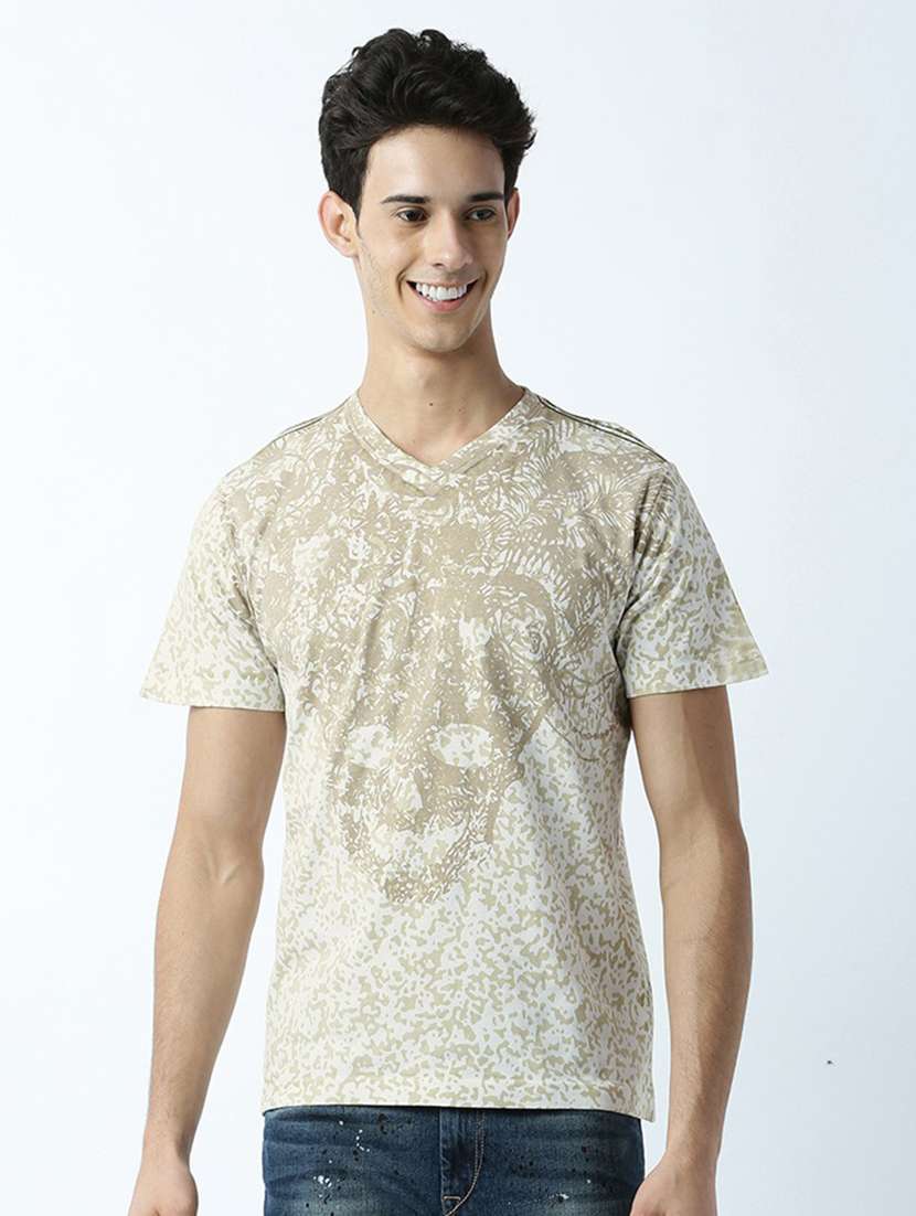 men v neck printed regular t-shirt