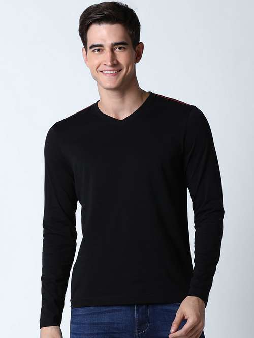 men v neck black solid t-shirt - 19581875 - Standard Image - 0