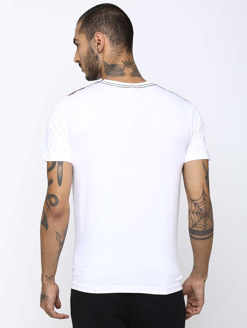 men round neck front print t-shirt - 19581962 -  Standard Image - 2