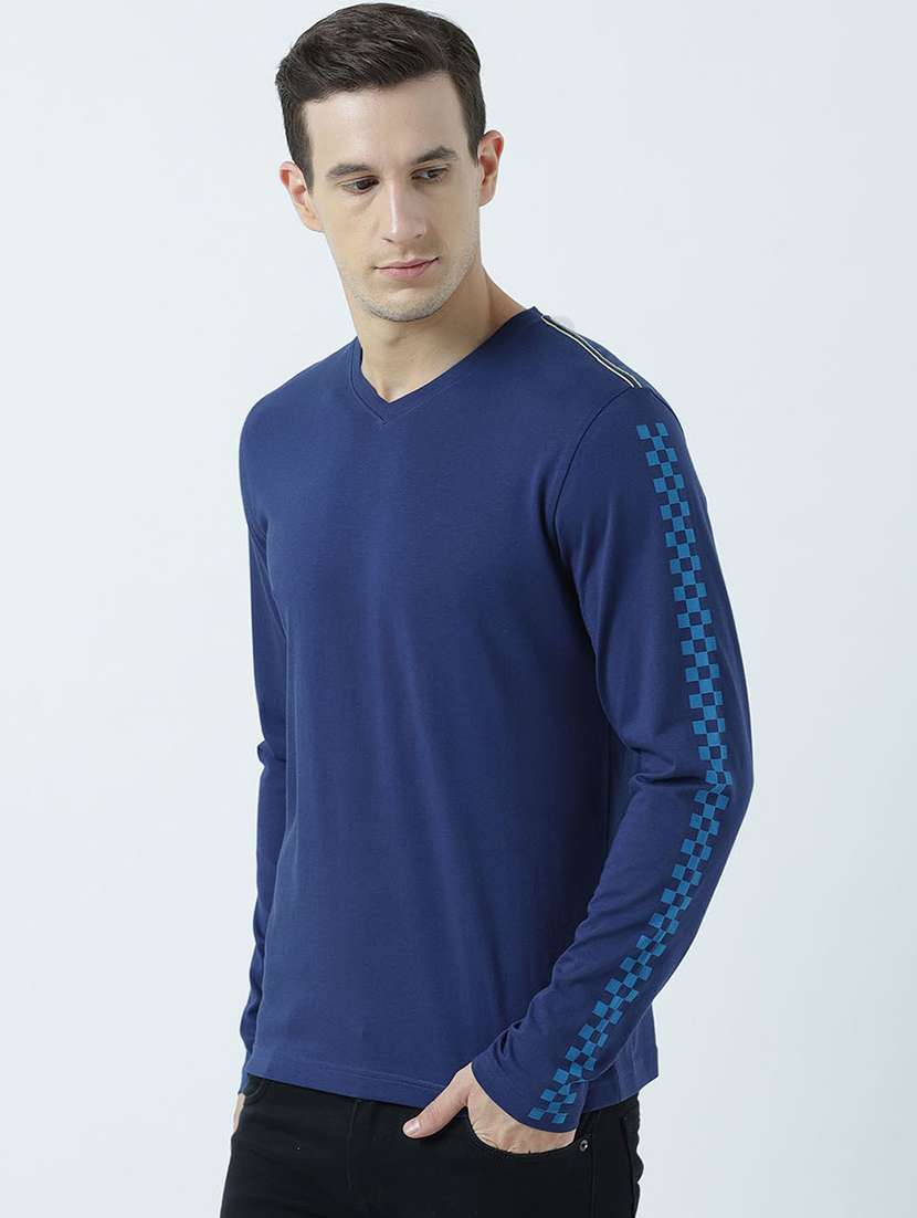 men v neck printed t-shirt - 19582157 -  Standard Image - 2