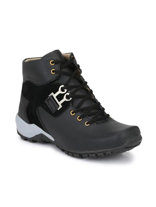men lace up hiking boot - 19585168 - Standard Image - 0