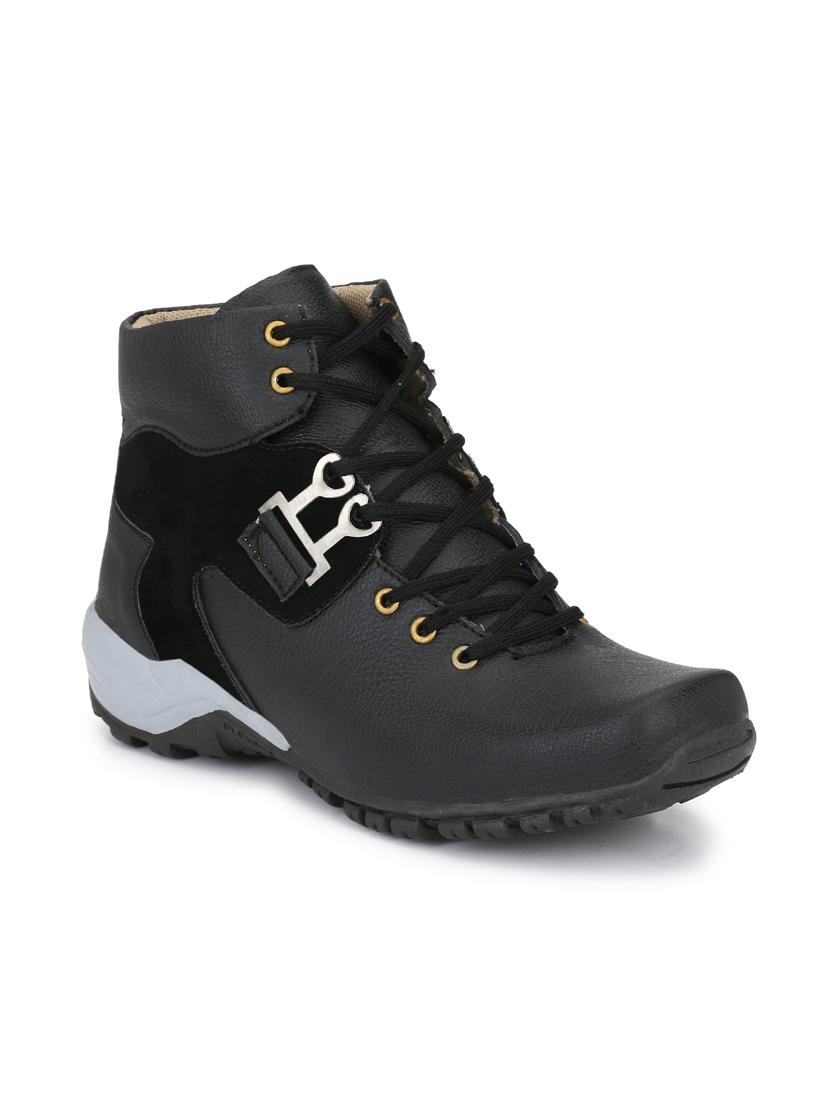 men lace up hiking boot - 19585168 - Zoom Image - 0