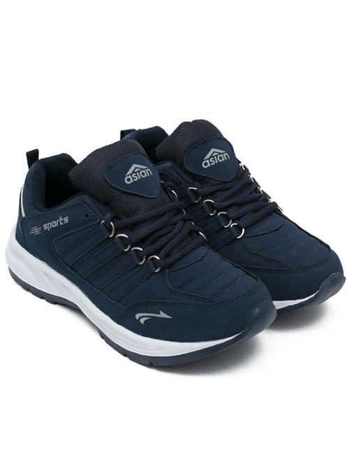 men lace up sports shoes - 19607995 - Standard Image - 0