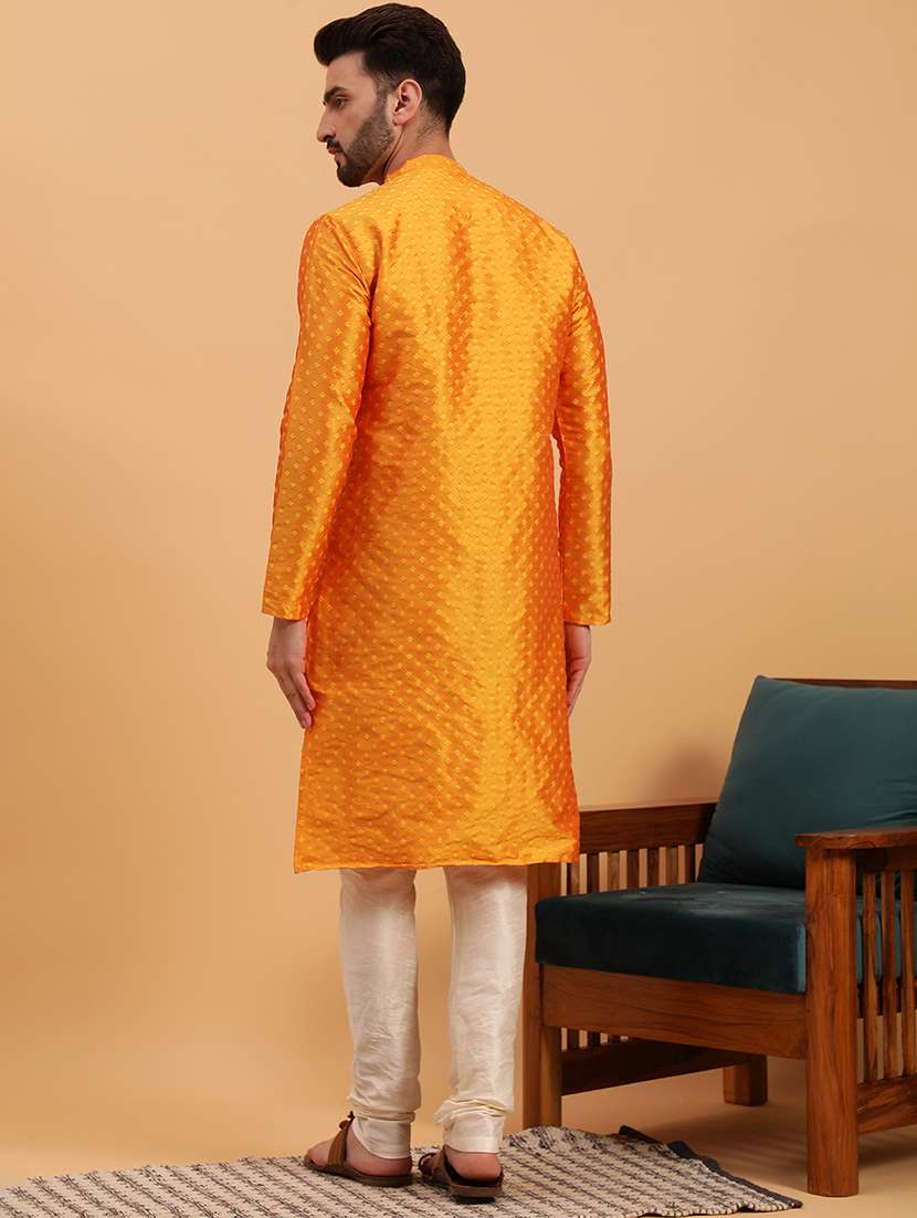 men self design mandarin neck long kurta - 19608200 - Standard Image - 2