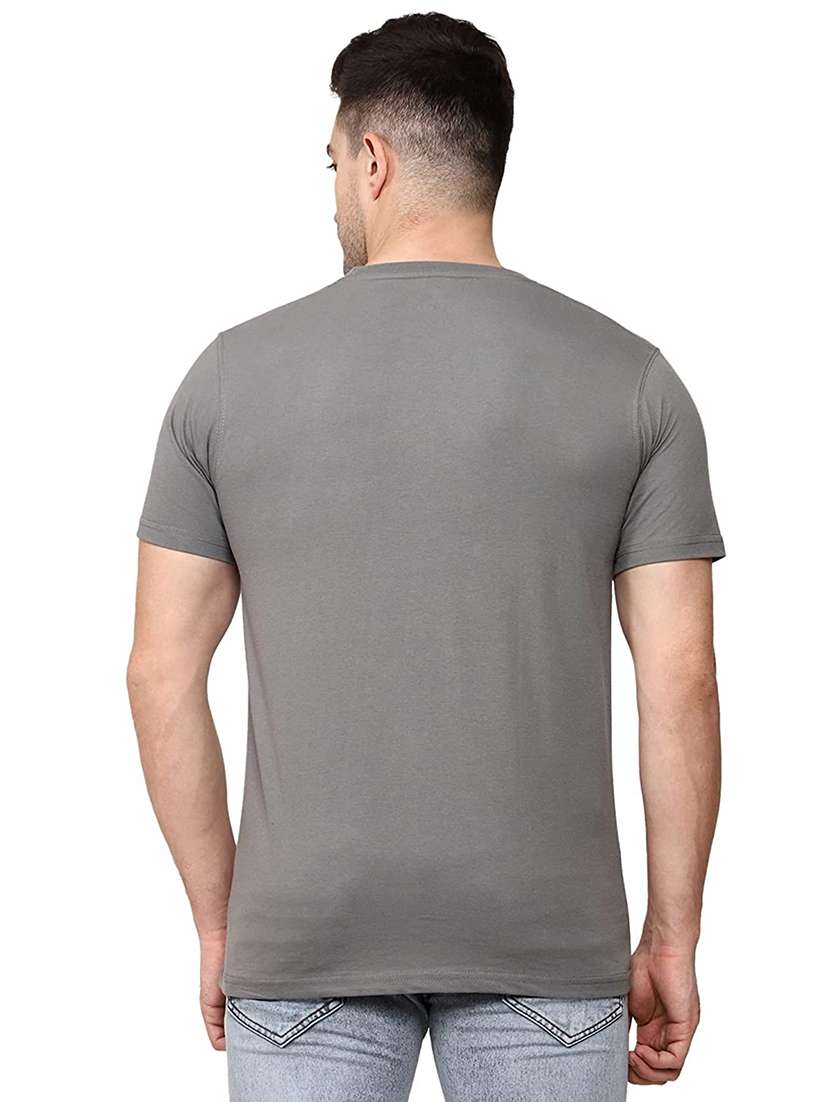 men chest print short sleeve t-shirt - 19617523 - Standard Image - 2