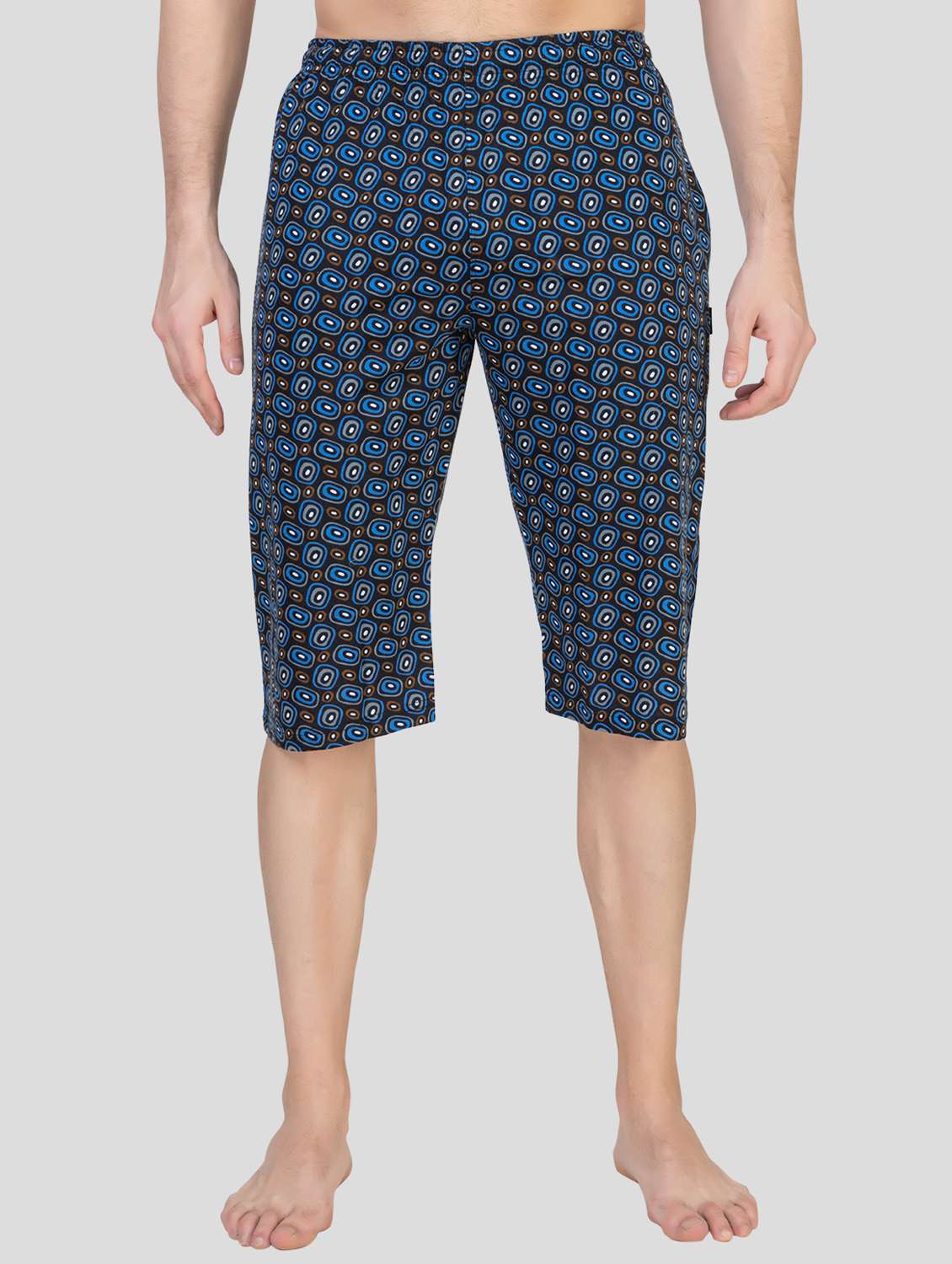 blue printed three - fourth