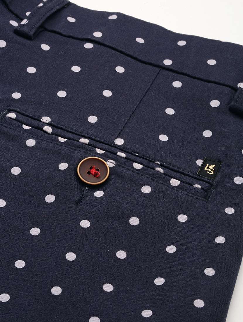 men printed mid rise chinos bermuda shorts - 19622608 -  Standard Image - 7