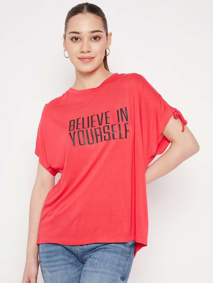 women's chest print crew neck t-shirt