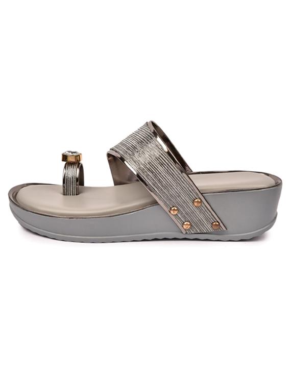 reezz's trendy collections of wedges sandal for women & girls. - 19643596 - Standard Image - 2