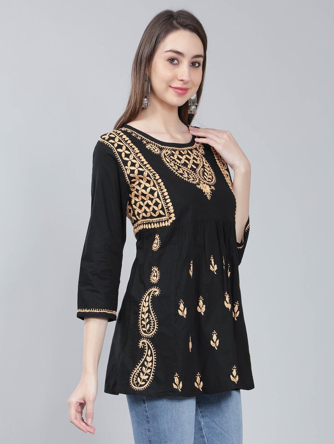 women round neck chikankari kurti - 19646559 - Standard Image - 2