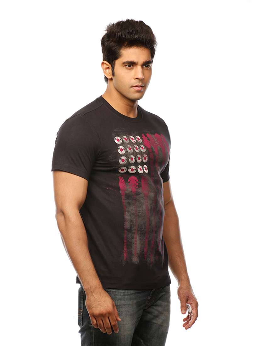 men crew neck front print t-shirt - 19649525 -  Standard Image - 2