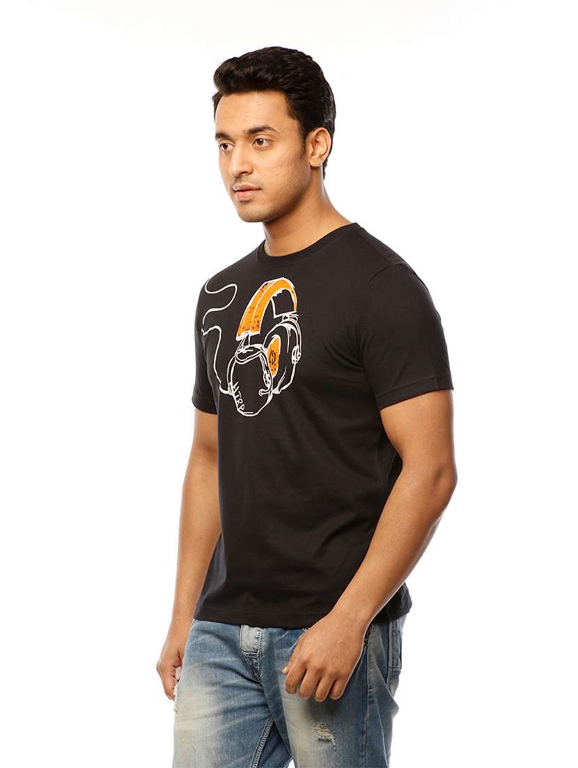 men round neck front print t-shirt - 19649565 -  Standard Image - 2