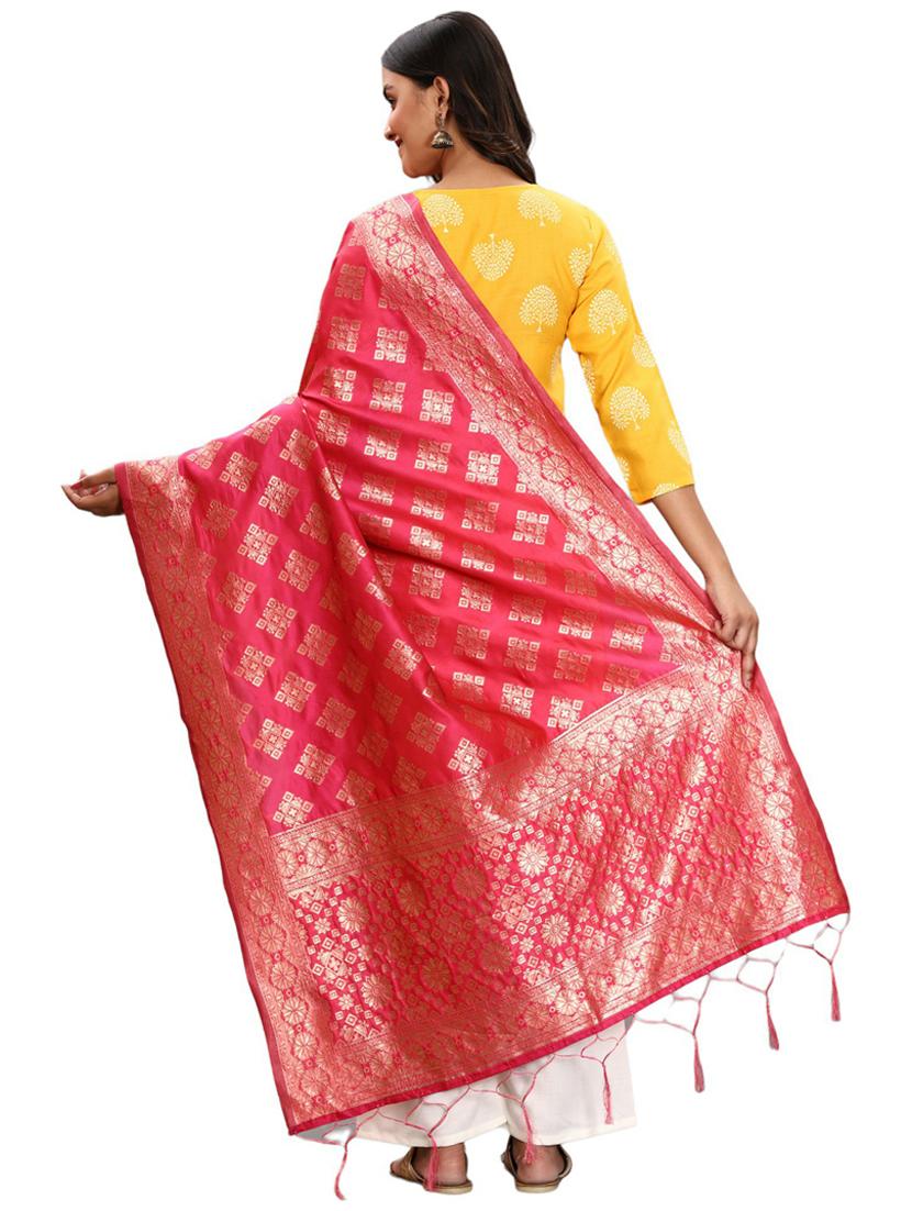 red jaquard dupatta - 19661793 - Standard Image - 2