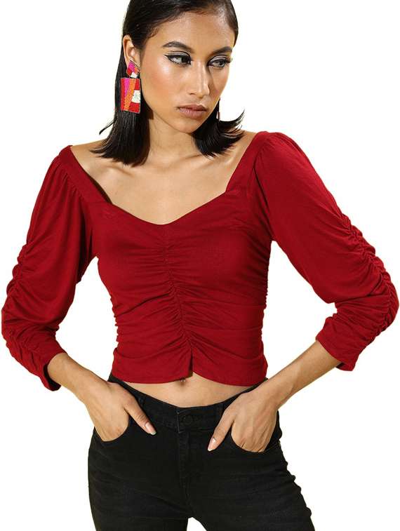 women's crop sweetheart neck top