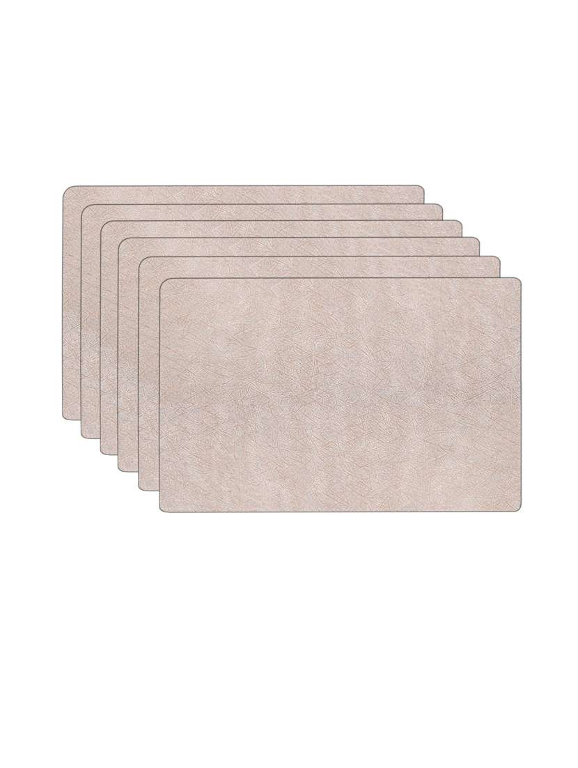 winner rectangular table placemats - 19695134 -  Standard Image - 2