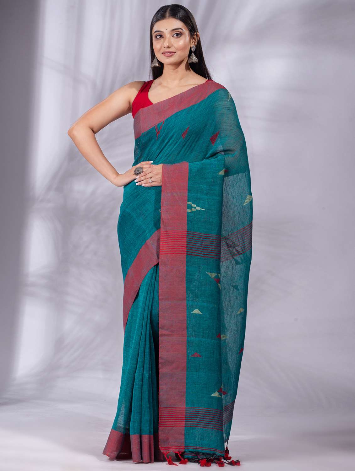 women's self design blue colored saree with blouse - 19697551 - Zoom Image - 0