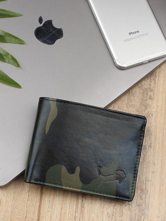 green leatherette wallet - 19707991 -  Zoom Image - 0