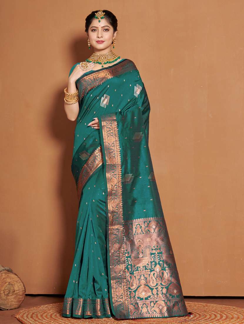 women's banarasi saree with blouse