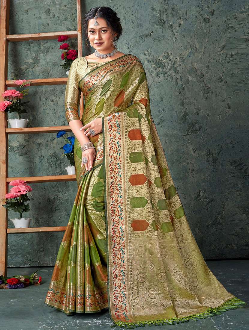women's banarasi saree with blouse