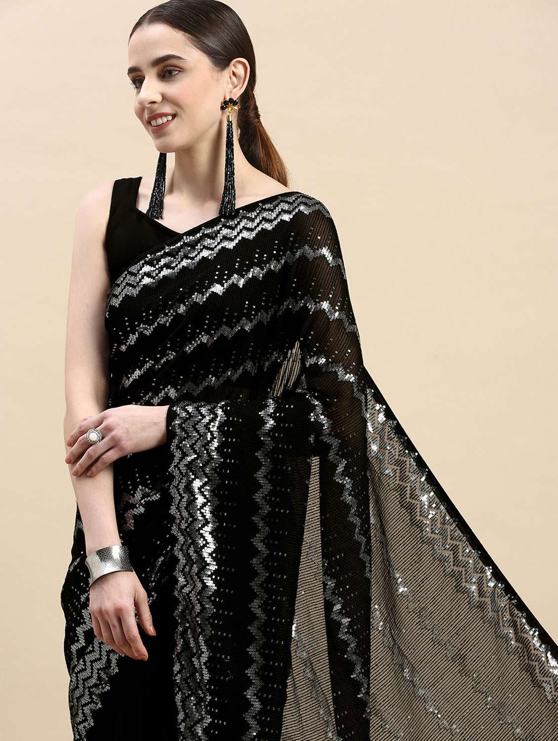 women's embroidered saree - 19717958 - Standard Image - 2