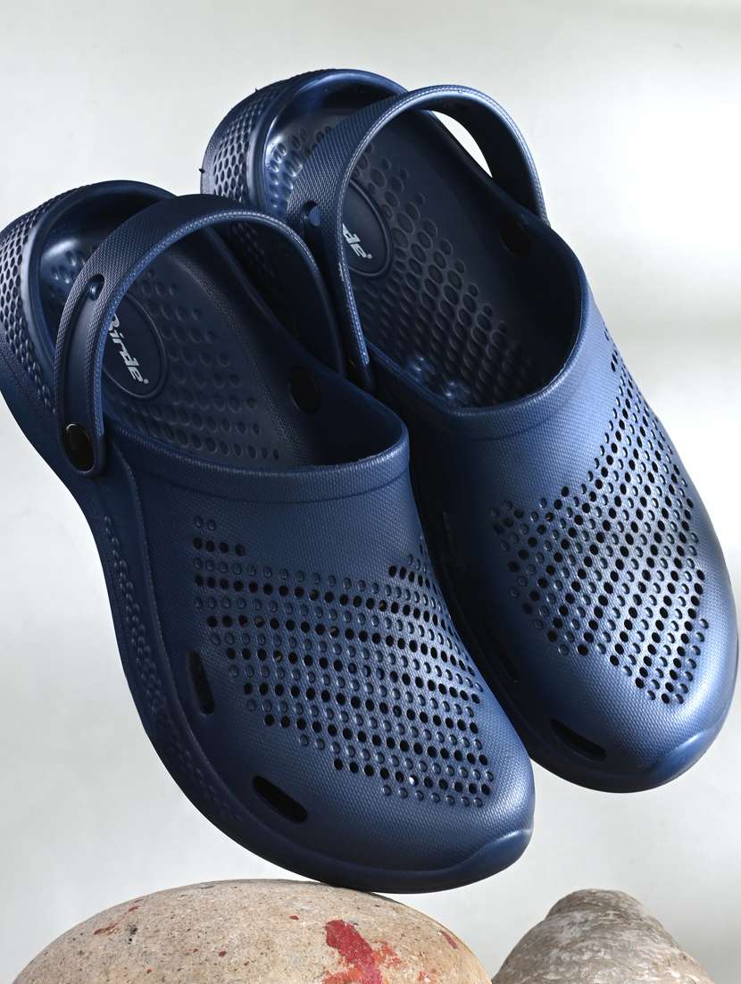 navy blue crocs clog