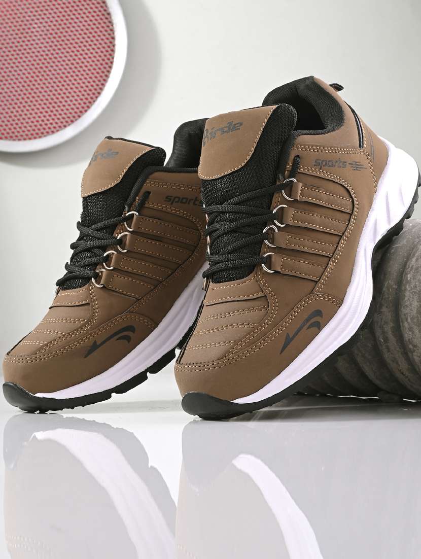 brown solid lace up sport shoe