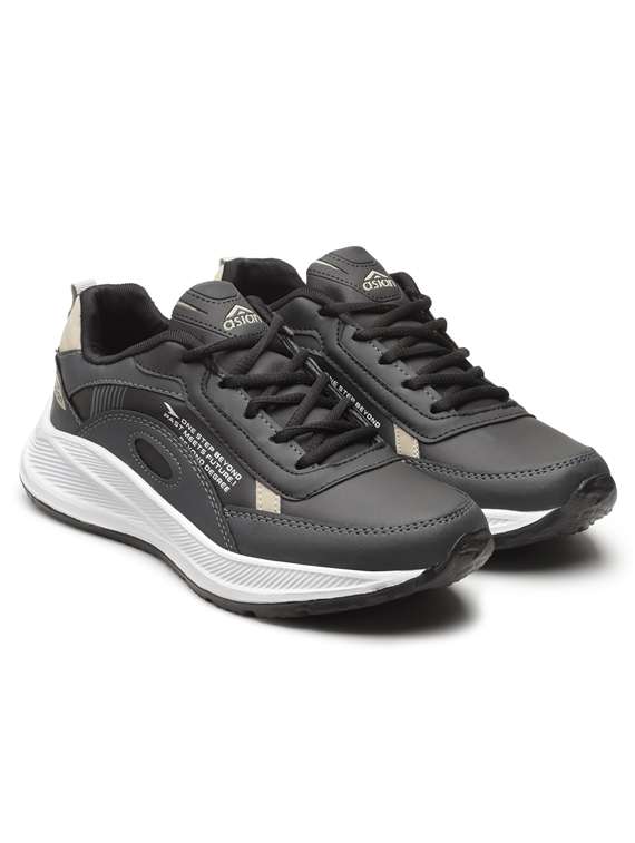 men lace up sports shoes