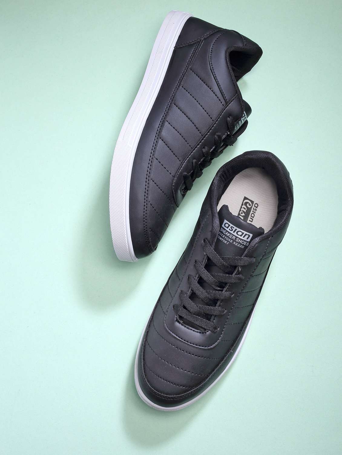 men solid lace up sneaker