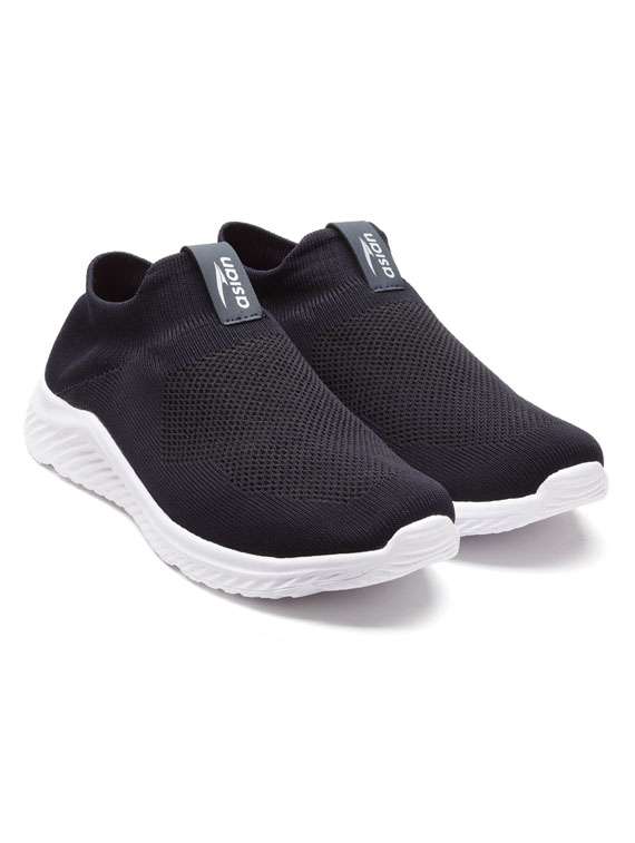 men black slip on sport shoe