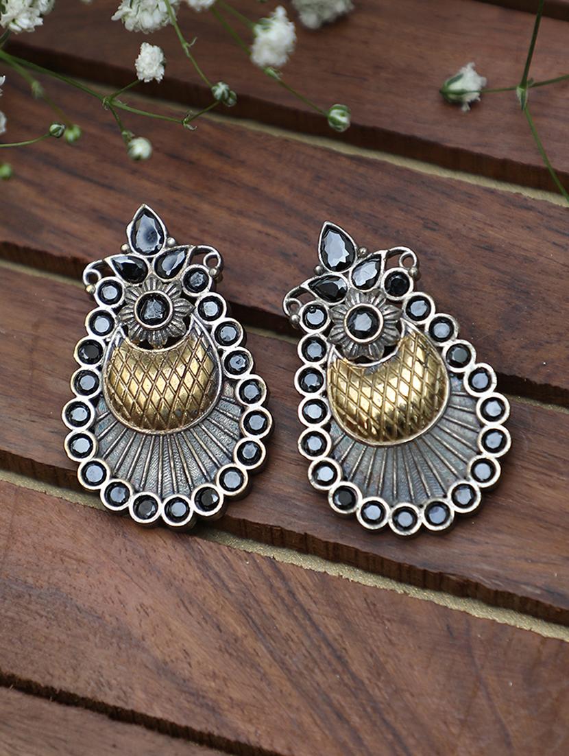 black brass studs earring - 19740271 - Zoom Image - 0