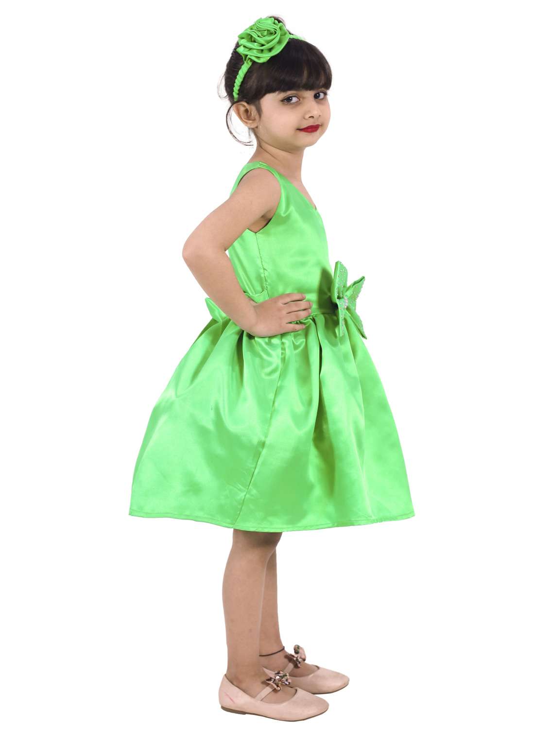 girls v neck sleeveless frock - 19743449 -  Standard Image - 2