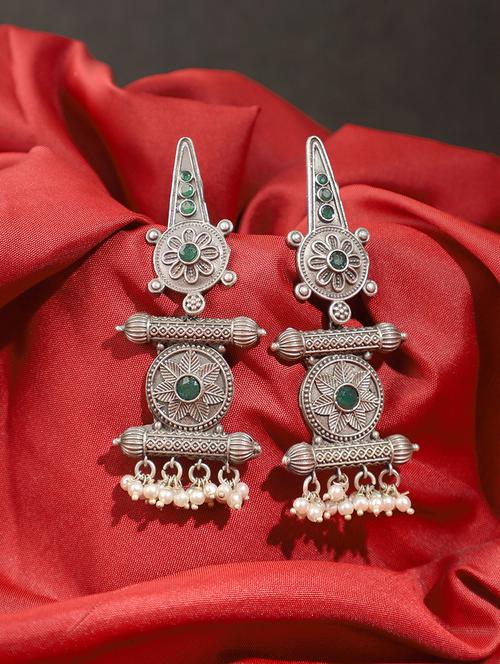 green brass studs earring - 19755033 -  Standard Image - 0