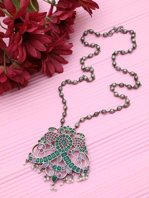 brass long necklace - 19755175 - Standard Image - 0