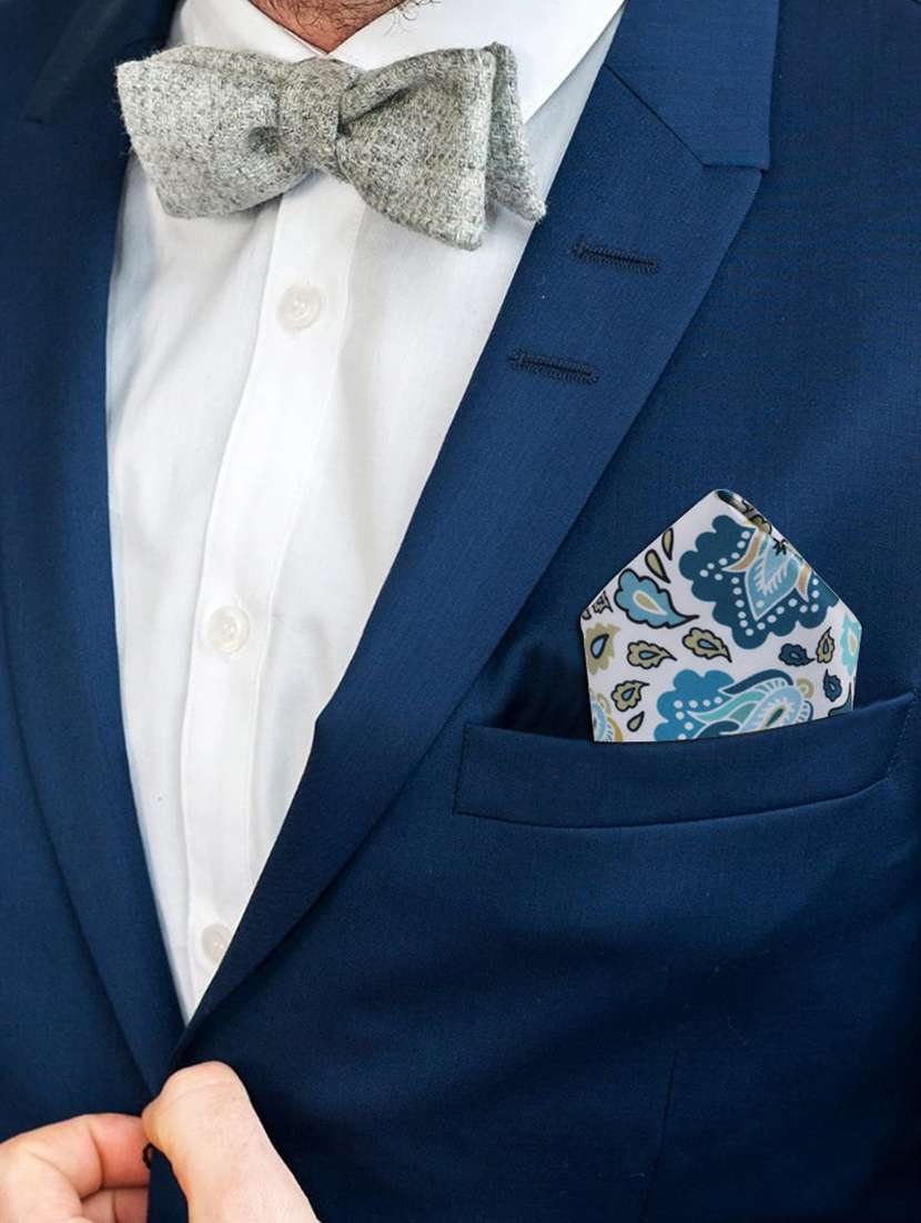 multicolor polyester pocketsquare - 19762089 -  Standard Image - 2