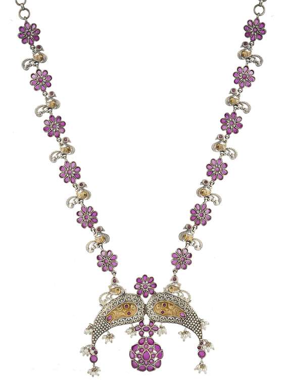 pink tone brass oxidised long necklaces and earring  - 19768271 -  Standard Image - 2