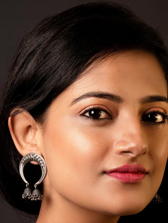 sliver brass oxidised hoop earring - 19768323 - Standard Image - 2