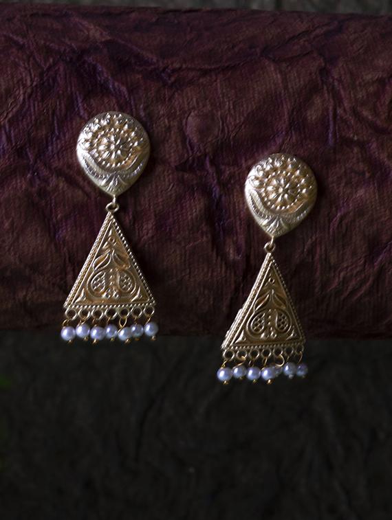 gold brass drop earring - 19768349 - Zoom Image - 0
