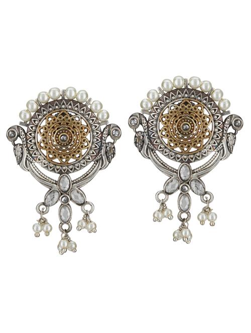 sliver brass oxidised studs earring - 19768407 - Standard Image - 0