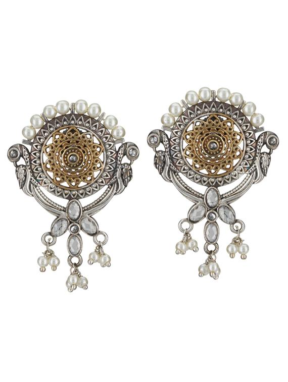 sliver brass oxidised studs earring - 19768407 - Zoom Image - 0