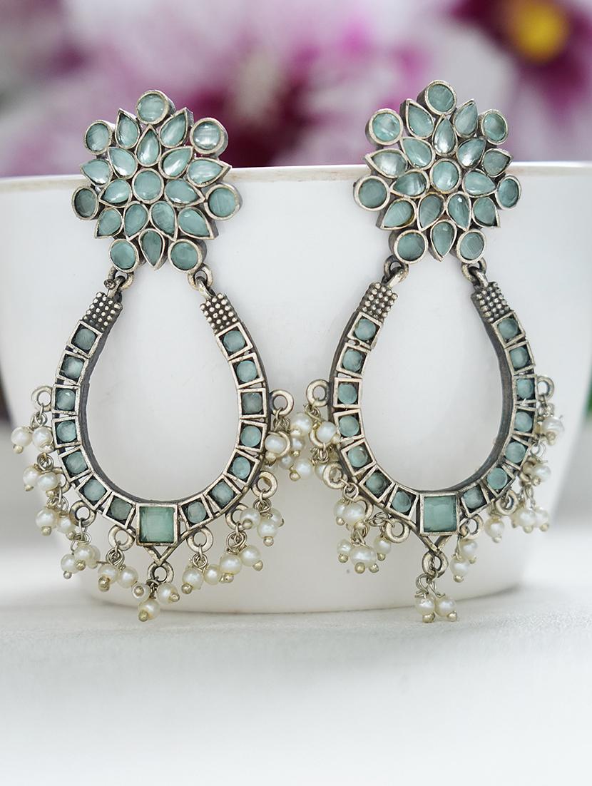 white beads pattern silver tone brass earrings - 19768553 - Zoom Image - 0