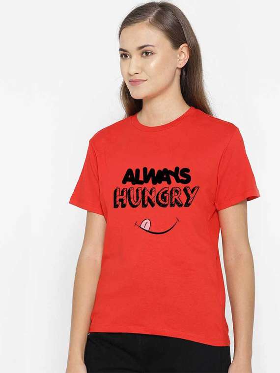 women's chest print crew neck t-shirt