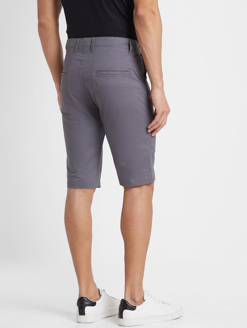 globus men grey solid stretchable slim fit knee length chino shorts - 19782553 - Standard Image - 2