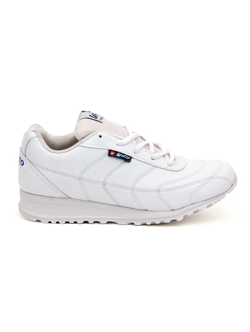 men lace up sports shoes - 19790713 - Standard Image - 2