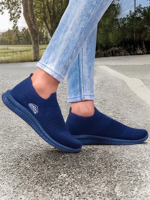navy solid sport shoe - 19791015 -  Standard Image - 0