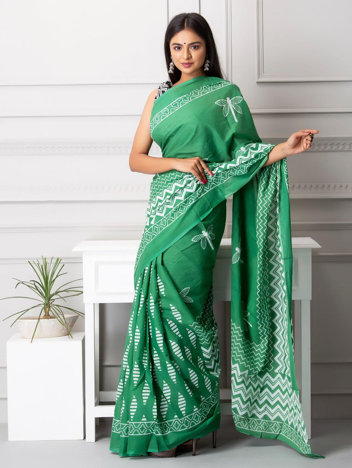 self design printed saree with blouse - 19796974 - Standard Image - 2