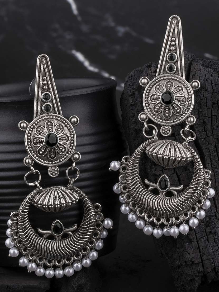 silver alloy chandellier earring - 19839898 - Zoom Image - 0