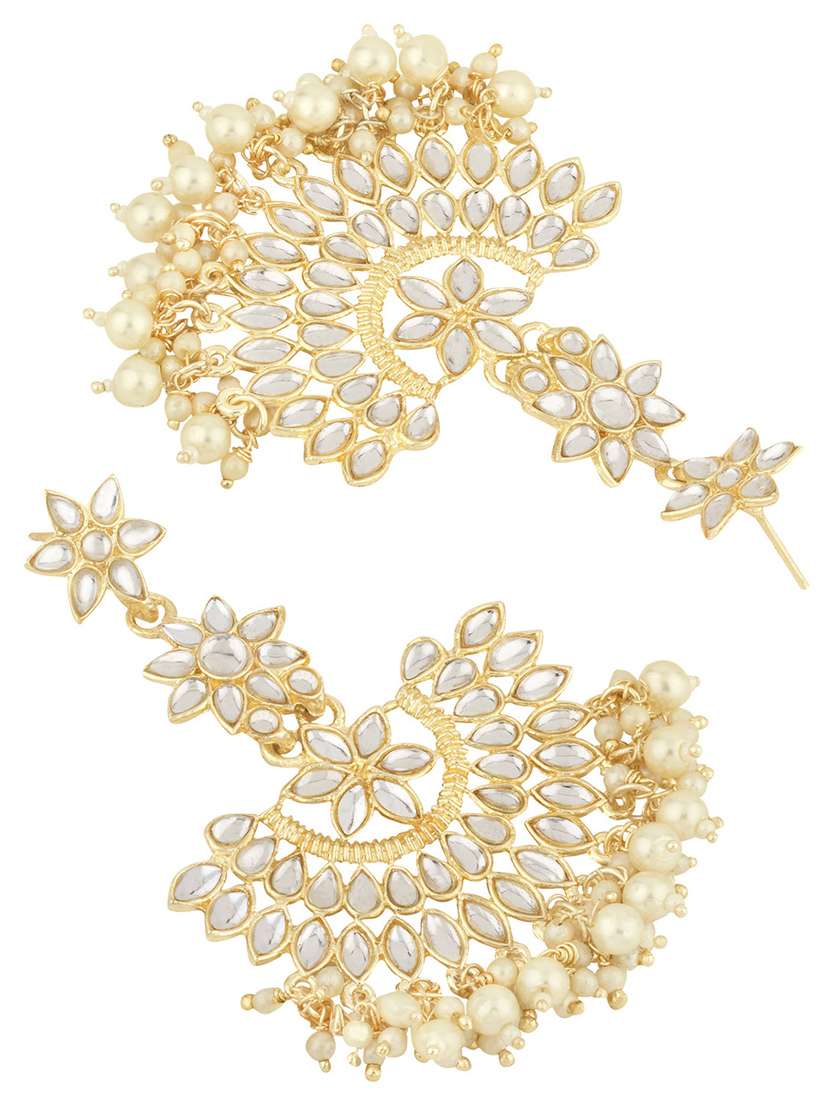 gold alloy chandellier earring - 19839910 -  Standard Image - 2