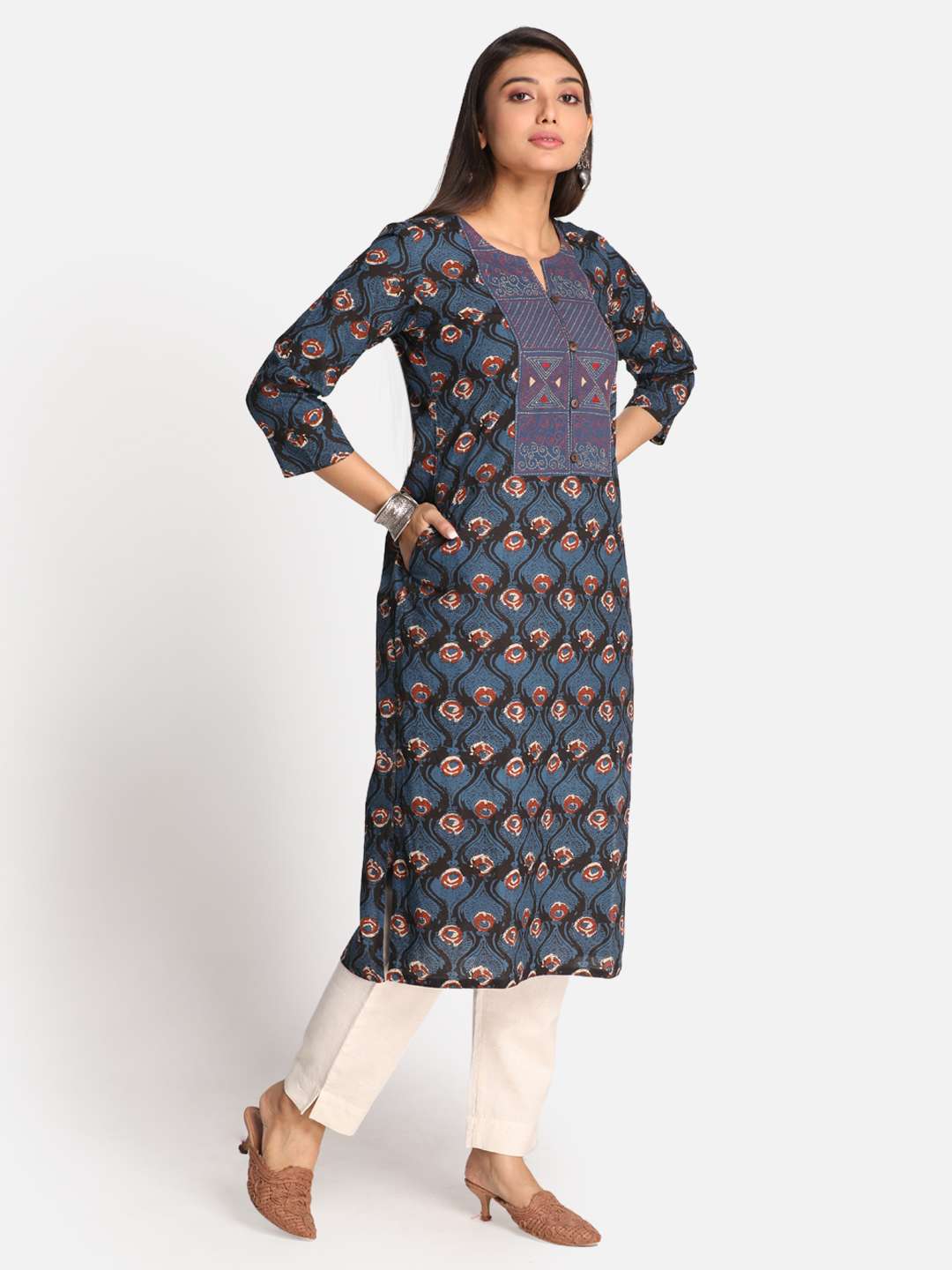 colour : indigo, pure cotton printed  - 19840356 -  Standard Image - 2