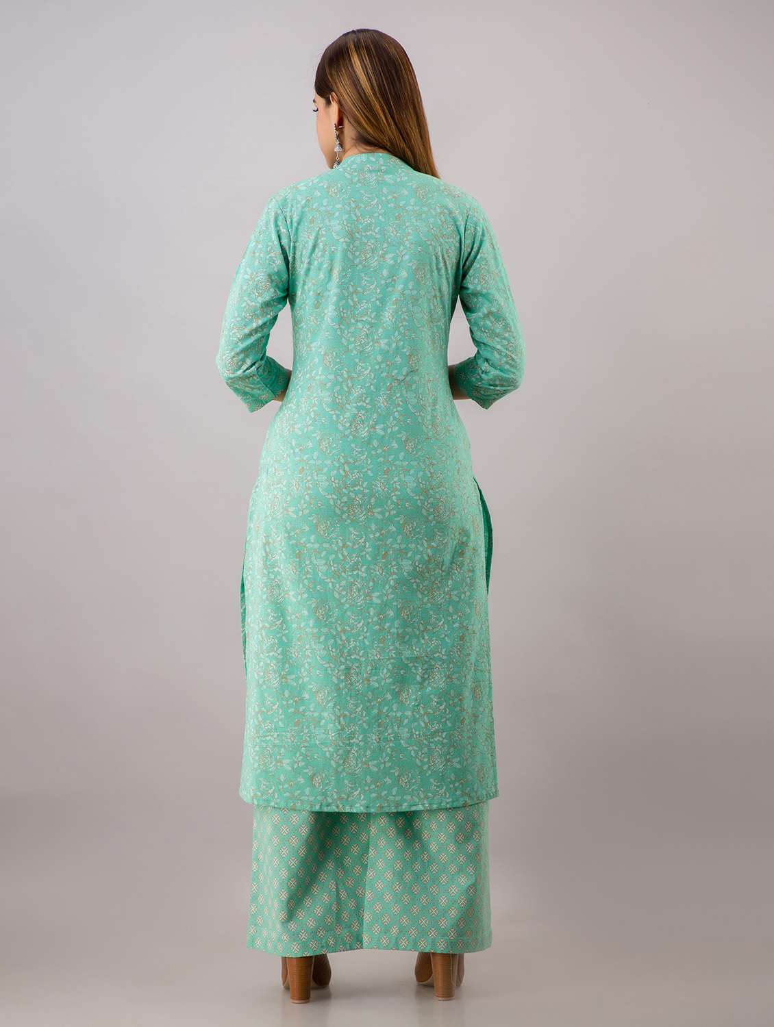 green kurta palazzo set - 19847421 - Standard Image - 2