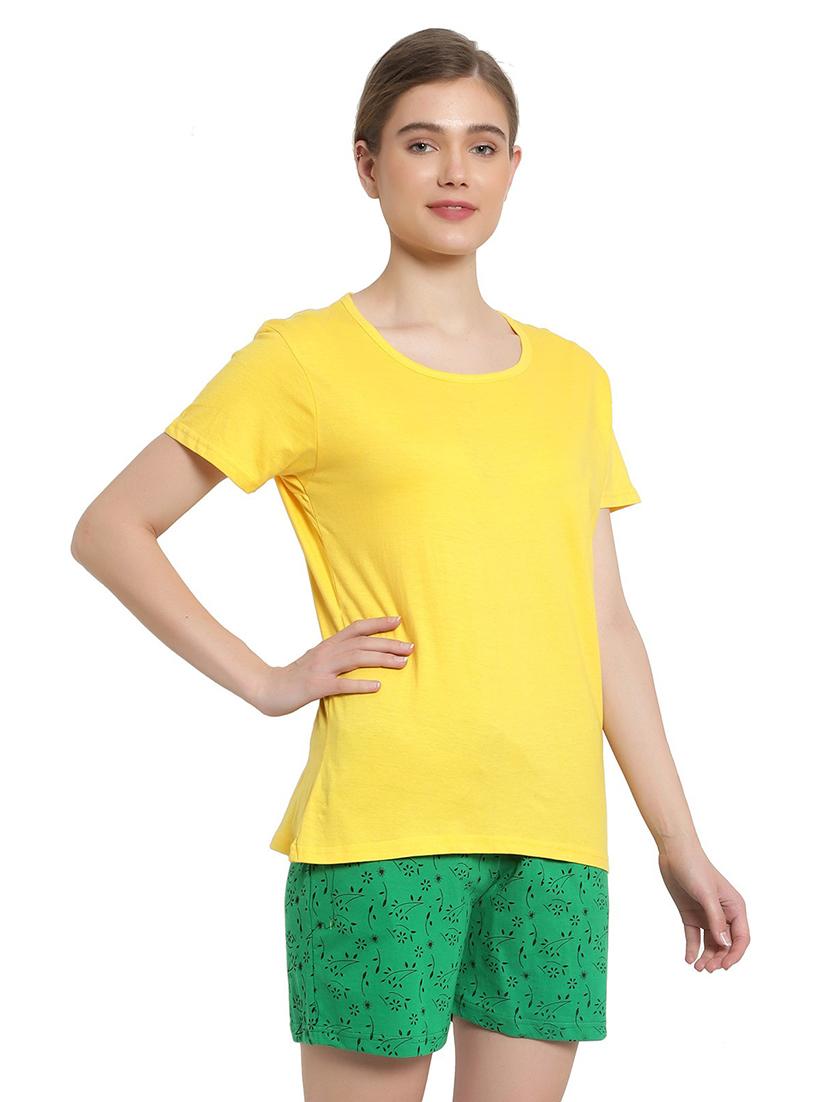 green cotton regular shorts - 19873893 -  Zoom Image - 0